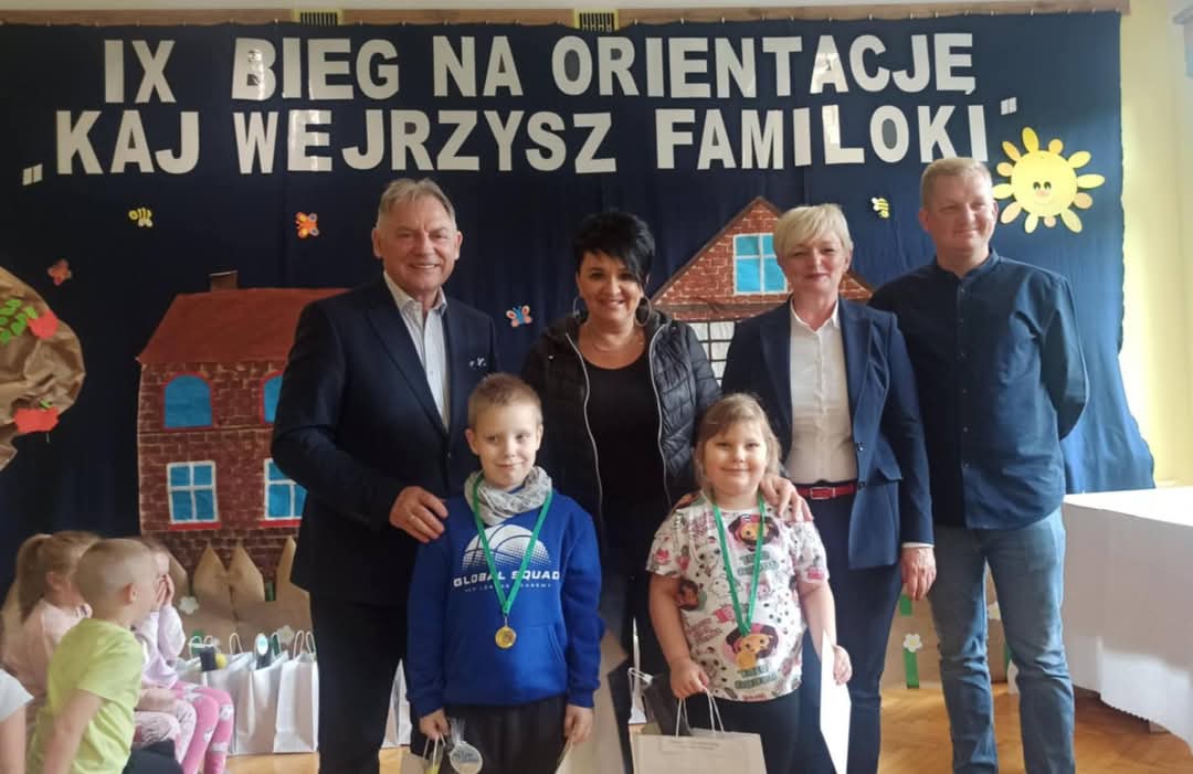 Bieg na orientację - dzieci z Burmistrzem